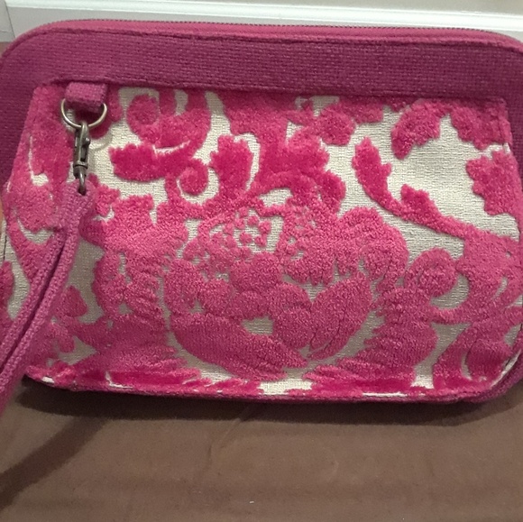 Petunia Pickle Bottom Raspberry Cream Cake clutch - Picture 2 of 7